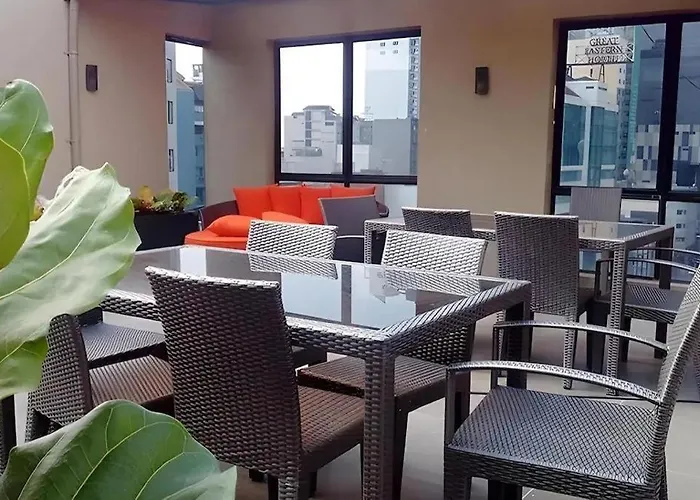 Maxx Makati Hotel 4*