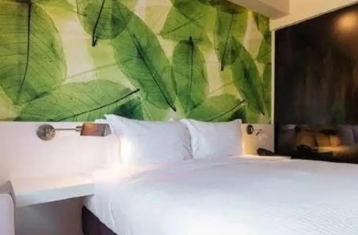 Maxx Makati 4*
