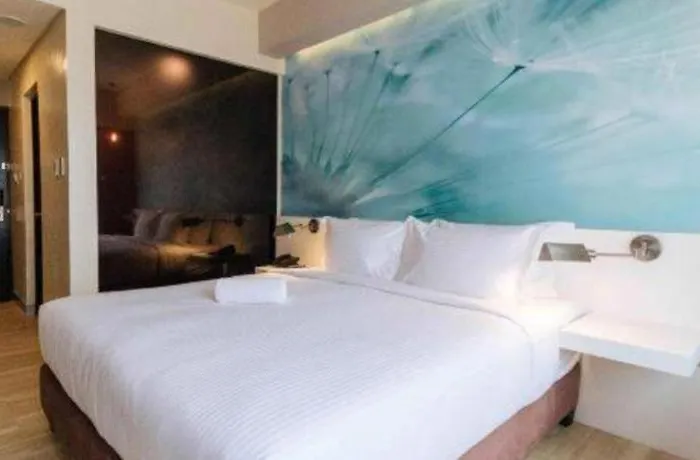 Hotel Maxx Makati